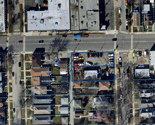 4301 W Montrose Avenue, Chicago, IL 60641