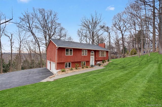 27 Narcissus Drive, Mahopac, NY 10541