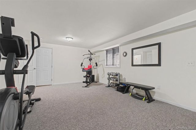 27 Narcissus Drive, Mahopac, NY 10541