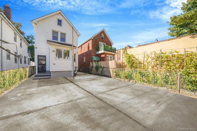 6915 Loubet, Forest Hills, NY 11375