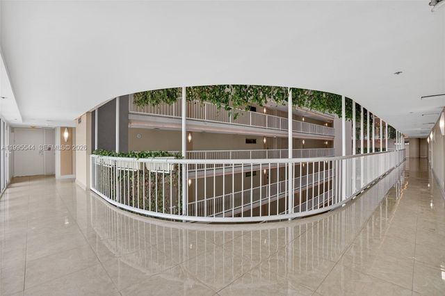 1717 N Bayshore Dr A-2451, Miami, FL 33132