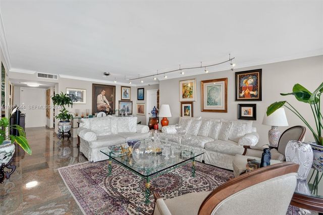 1717 N Bayshore Dr A-2451, Miami, FL 33132