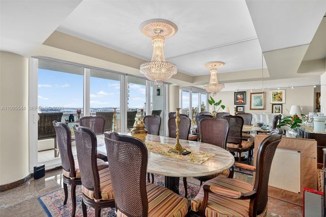 1717 N Bayshore Dr A-2451, Miami, FL 33132