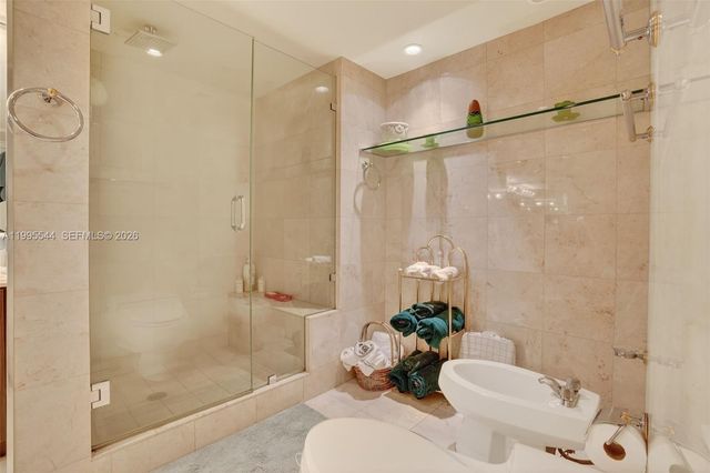 1717 N Bayshore Dr A-2451, Miami, FL 33132