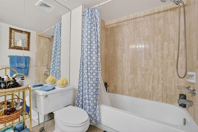 1717 N Bayshore Dr A-2451, Miami, FL 33132