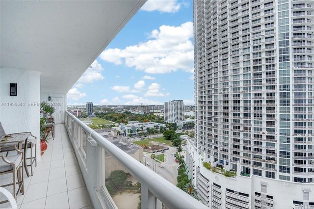 1717 N Bayshore Dr A-2451, Miami, FL 33132