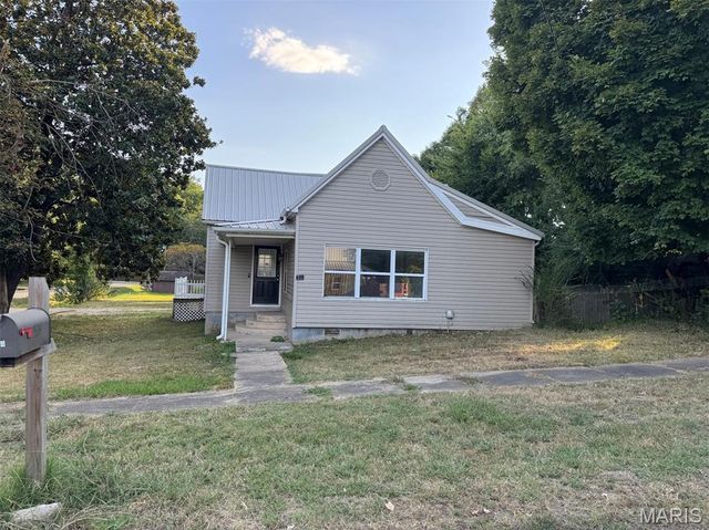 514 W Harbin Avenue, Puxico, MO 63960