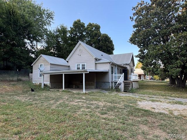 514 W Harbin Avenue, Puxico, MO 63960