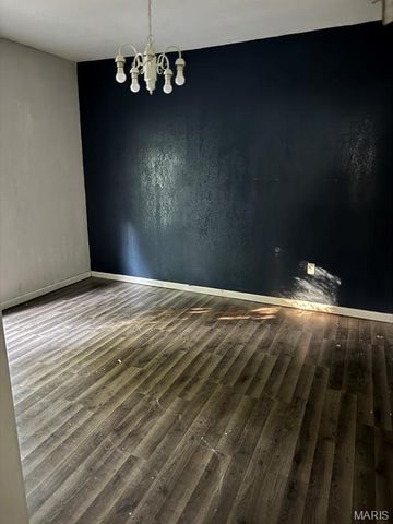 514 W Harbin Avenue, Puxico, MO 63960