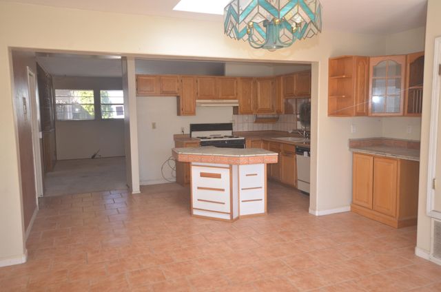 1408 San Clemente Avenue NW, Albuquerque, NM 87107