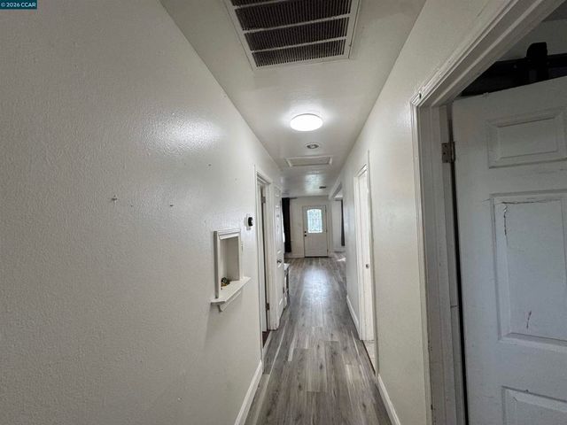 343 B W Williams Dr, Vallejo, CA 94590