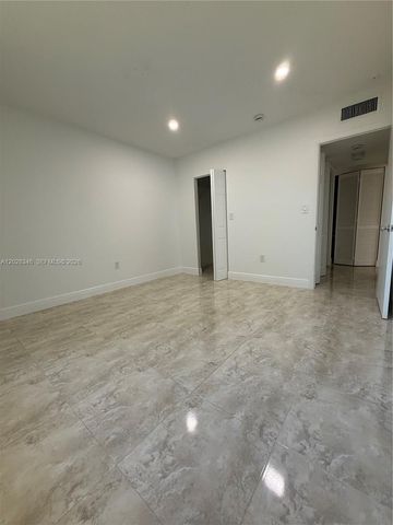 8261 SW 128th St 205, Pinecrest, FL 33156