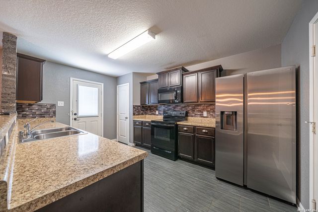 12310 Siragusa, San Antonio, TX 78252