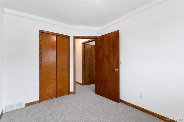 29501 Brown Court, Garden City, MI 48135