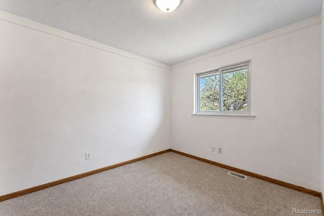 29501 Brown Court, Garden City, MI 48135