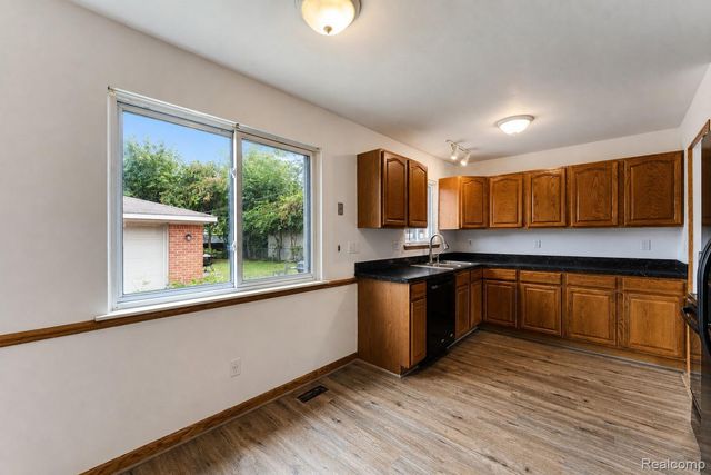 29501 Brown Court, Garden City, MI 48135