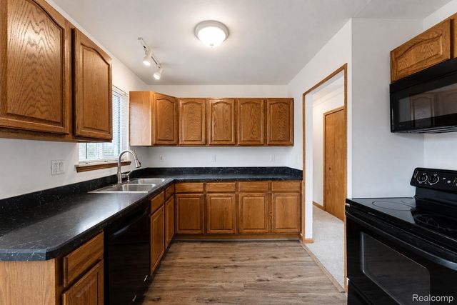 29501 Brown Court, Garden City, MI 48135