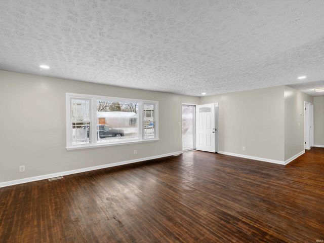 1701 N Thomas Avenue, Evansville, IN 47711