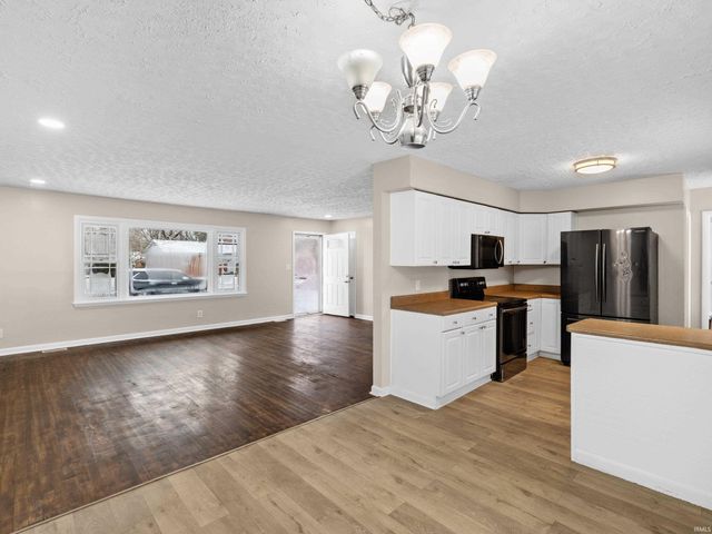 1701 N Thomas Avenue, Evansville, IN 47711