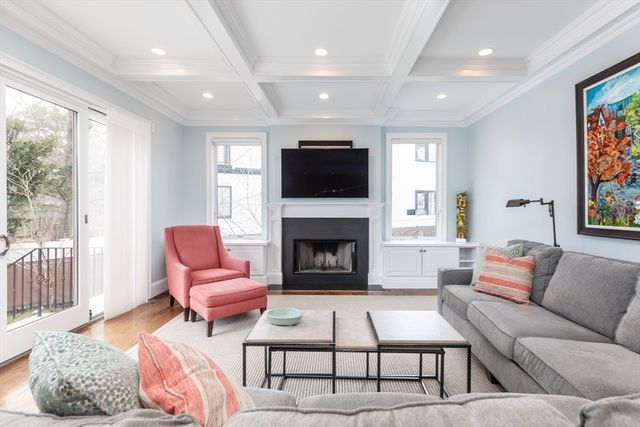 119 Harwich Rd, Newton, MA 02467