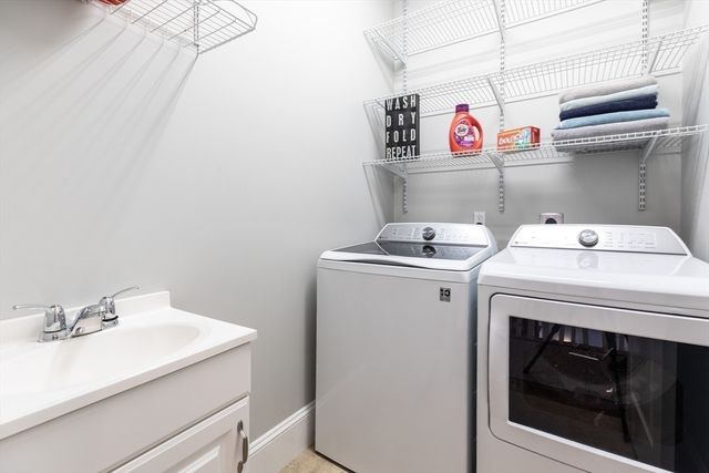 119 Harwich Rd, Newton, MA 02467