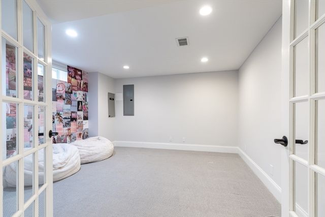 119 Harwich Rd, Newton, MA 02467