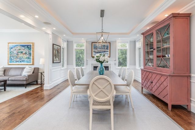 119 Harwich Rd, Newton, MA 02467