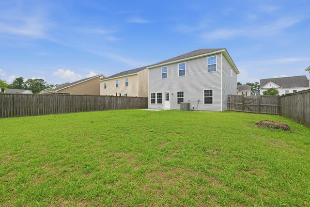 691 Silver Moss Drive, Moncks Corner, SC 29461