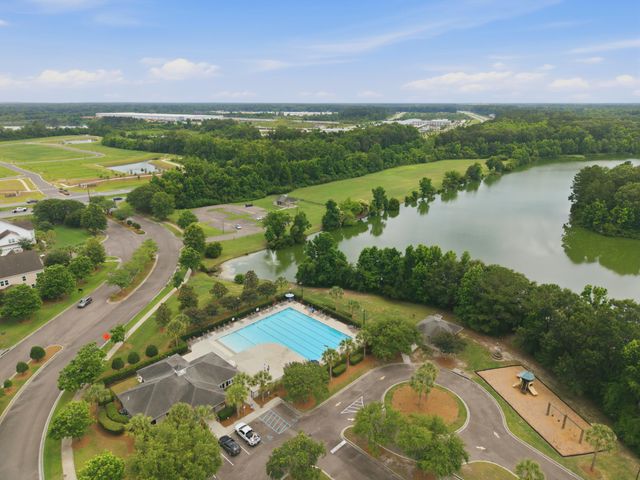 691 Silver Moss Drive, Moncks Corner, SC 29461