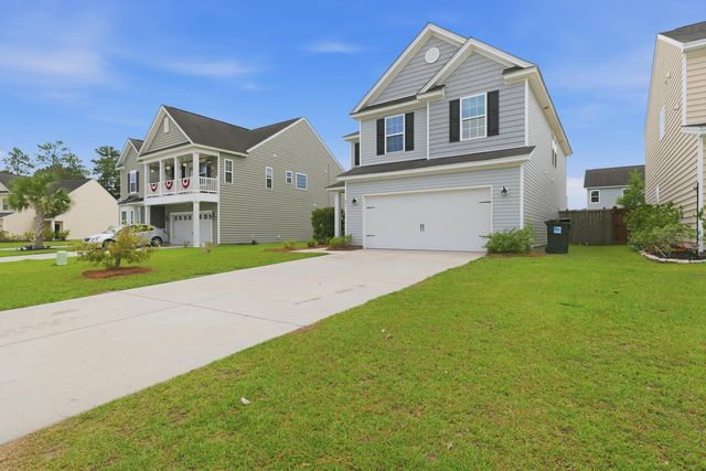 691 Silver Moss Drive, Moncks Corner, SC 29461