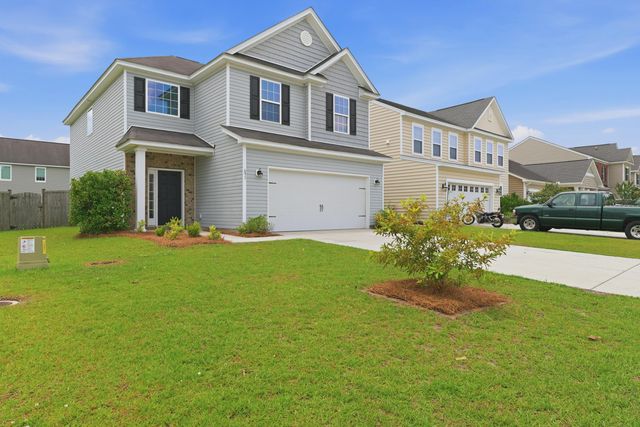 691 Silver Moss Drive, Moncks Corner, SC 29461