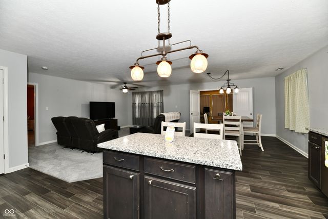 1364 Lexington Trail, Greenfield, IN 46140