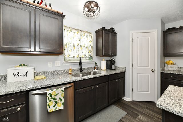 1364 Lexington Trail, Greenfield, IN 46140