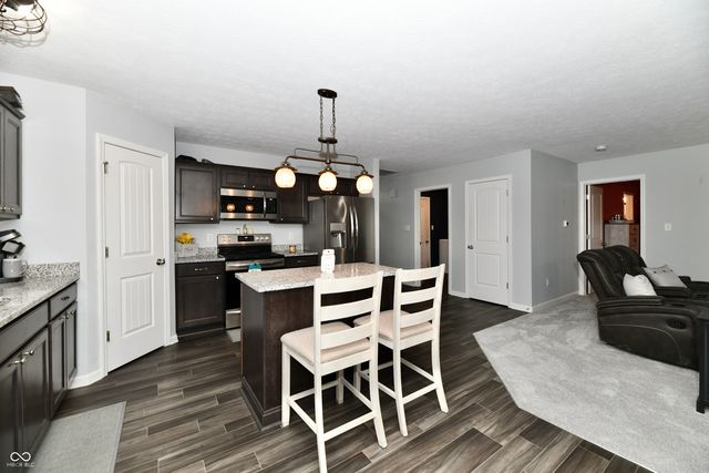 1364 Lexington Trail, Greenfield, IN 46140