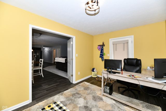 1364 Lexington Trail, Greenfield, IN 46140