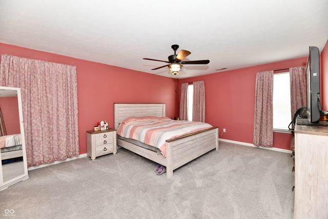 1364 Lexington Trail, Greenfield, IN 46140