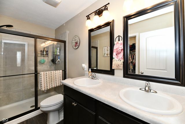 1364 Lexington Trail, Greenfield, IN 46140