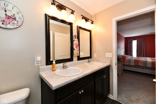 1364 Lexington Trail, Greenfield, IN 46140