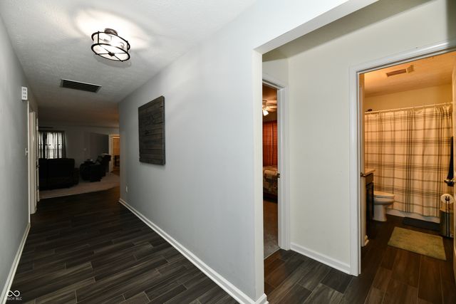 1364 Lexington Trail, Greenfield, IN 46140