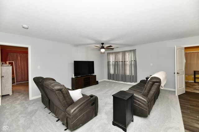 1364 Lexington Trail, Greenfield, IN 46140