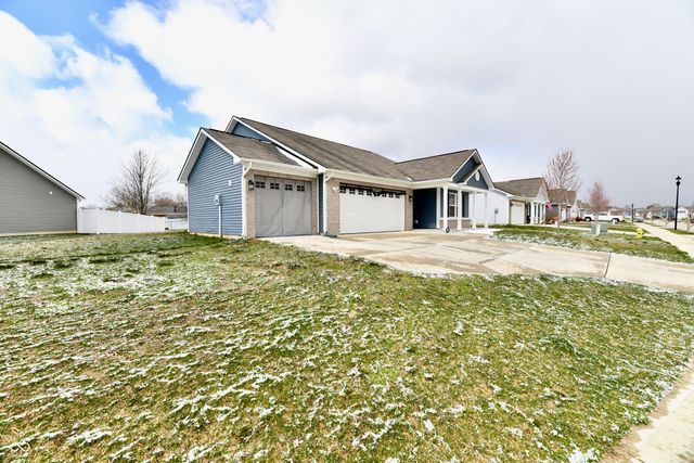 1364 Lexington Trail, Greenfield, IN 46140