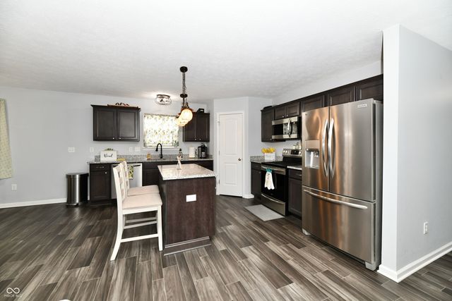 1364 Lexington Trail, Greenfield, IN 46140