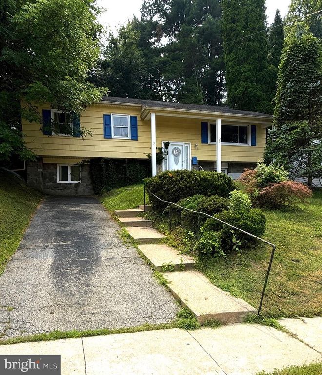 337 GOLF HILLS RD, Havertown, PA 19083