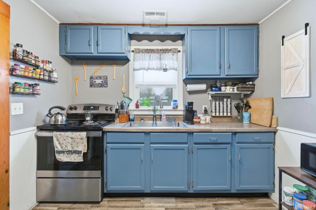 6612 Bradbury Avenue, Fort Wayne, IN 46809