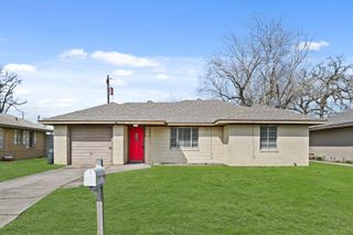 8829 Woodlyn Road, Houston, TX 77078