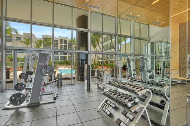 3470 E Coast Ave Avenue H2710, Miami, FL 33137