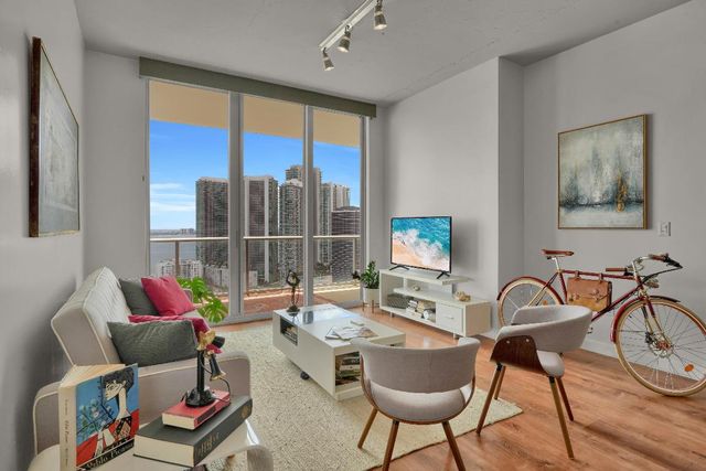 3470 E Coast Ave Avenue H2710, Miami, FL 33137