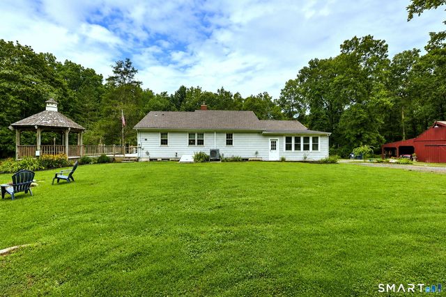 86 Spencer Hill, Clinton, CT 06413
