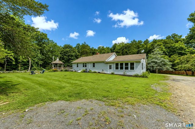 86 Spencer Hill, Clinton, CT 06413