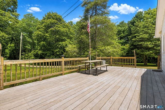 86 Spencer Hill, Clinton, CT 06413